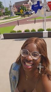 Solo Female Traveler's Honest Alabama Adventure: Road Safety and Southern  Charm