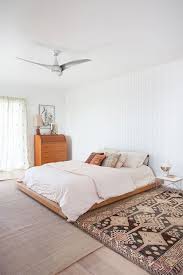 غرف نوم انيقة و راقية جدا لمحبي النوم على الارض على الطريقة الصينية موديلات روعةةةة Modern Master Bedroom Interior Design Bedroom Girl Bedroom Decor