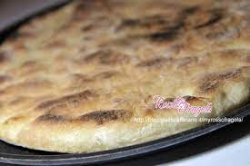 Glassa una brillante glassa bianca liscia chiamata royal glaze è composta da albumi, zucchero e una piccola quantità di succo di limone. Ricette Con Solo Albumi Come Riciclare Gli Albumi In Esubero Rosso Fragola