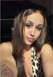 Balancing a Camera Underwater: A Mermaid Perspective