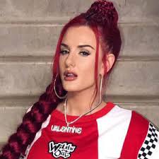 Justina Valentine Bio Age Facts Family Famous Instyle In 2020 Instyle Beau Mirchoff Valentine Hair
