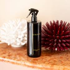Più venduto in profumi, deodoranti e diffusori d'aroma per la casa. I Migliori Profumi Per La Casa I Tessuti E La Persona Amiche Di Smalto