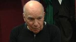 Octogenarians redefine old-timers hockey game in Ottawa