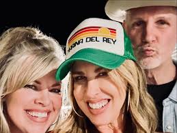 Yesterday was a really good day! Saw lots of great music, celebrated  @jasoneady birthday and I think I found Buffets's proverbial flip flop.  @heatherstalling @mile0festkeywest @shinerbeer #blewoutmyflipflop