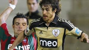 Because lionel messi stated aimar was his idol & more famously, diego maradona hailed the attacking midfielder (aimar) a. Aimar Gets Another Year At Benfica Uefa Champions League Uefa Com