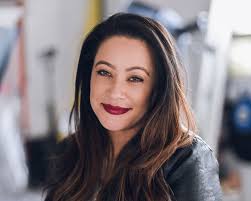 Jade Mckenzie's Instagram, Twitter & Facebook