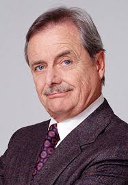 Daniels Also Went On To Provide The Voice Of Kitt The Artificially Intelligent Super Car On Knight Rider Boy Meets World Cast Boy Meets World William Daniels