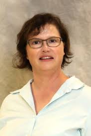 Sandra Weingart's Instagram, Twitter & Facebook