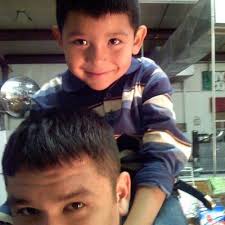 Harry Barron III (@C_H_U_B_S)