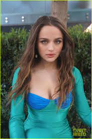 And, as a 2014 interview with uproxx attested, king made quite the impression on set, where she played the daughter of colin hanks' character. Joey King Goes Cool In Teal While Promoting New Movie The Lie Photo 4489104 Joey King Pictures Just Jared