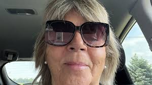 Anneke fan Surhústerfean hat it wurd 'pensjoen' net yn it wurdboek te stean 