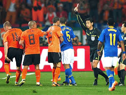 O técnico avital selinger divulgou uma lista com 25 nomes convocados para trabalhar com ele na seleção da holanda na temporada 2010. Maldoso Reveja A Expulsao De Felipe Melo Na Copa Do Mundo De 2010
