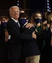 Hunter biden, the son of the us president joe biden, has opened up about the trauma he says led to his battle with drug and alcohol addiction. Robert Biden Robert Hunter Pretty People Robert