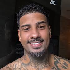 Junior Curtis (@senhorcurtis2) • Threads, Say more