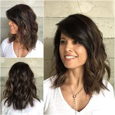 Also slightly lighter ends take away the bulk and help balance out the thick hair. Wavy Medium Hairstyles For Women Novocom Top