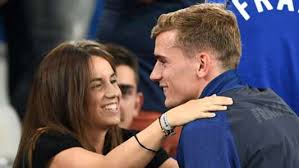 Touche pas a mon sport. Who Is Erika Choperena Everything You Need To Know About Antoine Griezmann S Wife Goal Com
