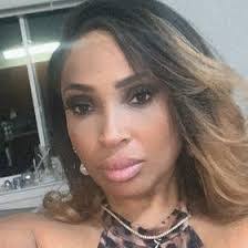 Kara Watson's Instagram, Twitter & Facebook