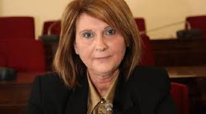 Υπάρχουν πρόσωπα στον συριζα που προσπαθούν να μας διχάσουν με «όρκο αιώνιας μνημονιακής πίστης», χαρακτήρισε η σοφία βούλτεψη την επιστολή του ευκλείδη. Sofia Boyltepsh Na Agiopoih8ei O Fyssas Giati Me Th 8ysia Toy Vid Defence Point Gr