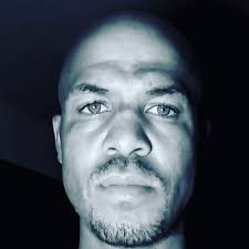 Vic Smitty (@SmittyWest)