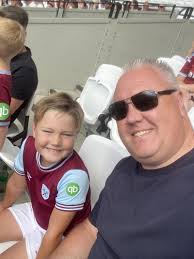 What a night! A massive thanks to West Ham Legend Ian Bishop for guesting  at our 2nd event, we've managed to raise some more money for Nick as well  so superb all