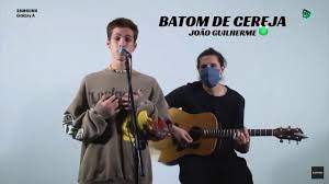 Há uma opinião errônea de que o batom cereja é adequado apenas para maquiagem noturna. Joao Guilherme Batom De Cereja Acustico Festival Teen Youtube