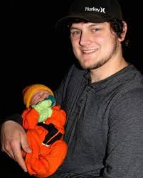 A day late, but worth all the recognition! 🎈🎊Happy birthday to Jeremy🎈🎊  May God continue to bless you and be a light upon your path. This man is  the BEST husband, father,