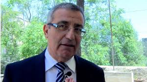 Education minister stresses home-schooling will require teaching warrant