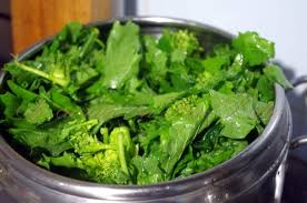 Sono pronte in un attimo e il sapore finale vi piacerà. Cime Di Rapa Stufate Ricetta Pugliese In Cucina Con Zia Ralu