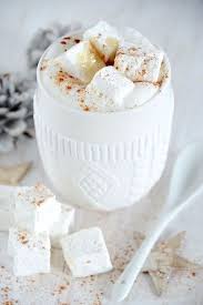 Guimauve Blanc Sur Blanc B Comme Bon Chocolate Think Food Restaurante Cafe