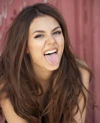 VICTORIA JUSTICE - STICKING HER TONGUE OUT AGAIN !!
