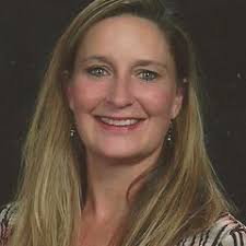 Janet Renz's Instagram, Twitter & Facebook