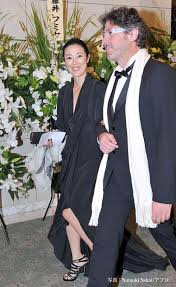 Acaね （ずっと真夜中でいいのに。） 曲などつくっています japanいます 2nd full album 『ぐされ』 2021.02.10 release www.youtube.com/zutomayo. å¯ºå³¶ã—ã®ã¶ã¯å¤« ãƒ­ãƒ¼ãƒ©ãƒ³ ã‚°ãƒŠã‚·ã‚¢ã¨ãƒ©ãƒ–ãƒ©ãƒ– å¼Ÿ æ¯å­ã‚‚æ­Œèˆžä¼Žå½¹è€…ã§å¤«ã¯ã‚»ãƒ¬ãƒ– Grape ã‚°ãƒ¬ã‚¤ãƒ—