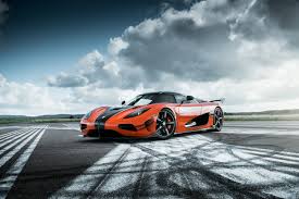 Koenigsegg agera rs is the fastest supercar in the world. Koenigsegg Agera Rs Smashes 0 249 0 Mph Record Digital Trends