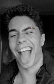 Pin af Team Strada//Vibe House på Diogo Lima