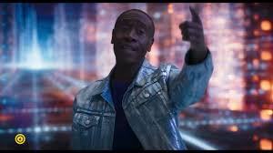 Új kezdet film főszereplőit és néhány mellék szereplőjét is, ha a több szereplő gombra kattintasz akkor megtekintheted az összes szereplőt, a színészekre kattintva többet megtudhatsz róluk, mint például, hogy mely filmekben vagy sorozatokban szerepelt és találhatsz pár. Space Jam Uj Kezdet Magyar Szinkronos Elozetes 6 Youtube