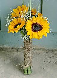 I will share in a later video how i created the bouquet last year as well. Rustic Wedding Bouquet Featuring Yellow Sunflowers White Gypsophila Baby Simple Bridesmaid Bouquets Sunflower Bridesmaid Bouquet Sunflower Wedding Bouquet