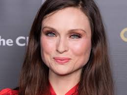 Sophie Ellis Bextor Updates Fans On Health After Suffering Impressive Bruises In Bike Accident The Independent The Independent