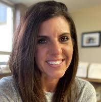 Ashley Gunnels's Instagram, Twitter & Facebook