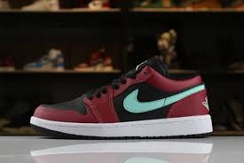 Fashion Mens And Womens Air Jordan 1 Low Black Green Pulse Gym Red White Hot Sale Air Jordans Nike Air Jordan Shoes Original Air Jordans