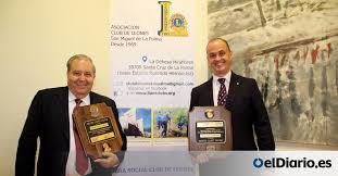 El Club de Leones dintingue a los empresarios Tomás Barreto y Javier Mora