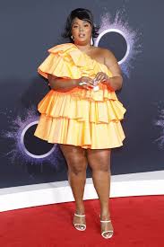 Let's make it, on november 4, 2019. Lizzo Joked She S Pregnant With Chris Evans Baby