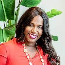 Kay Rains's Instagram, Twitter & Facebook