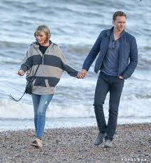 Interrupted his wife to call attention to. Taylor Swift And Tom Hiddleston Take More Romantic Walks On The Beach This Time With Tom S Mom Taylor Swift Taylor Alison Swift Taylor Swift Style