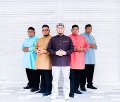 Where did he get his energy? Bahagia Sejati Tampilkan Hazamin Inteam Dan Shamsul Ghau Ghau Utusan Borneo Online