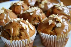 Sticky Toffee Muffins Sticky Toffee Pudding Meets Muffin Stickytoffeepudding Pudding Au Caramel Caramel Maison Recettes Faciles Et Delicieuses