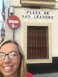 Does anyone know where this is? I thought we could just wander around and  listen for the music, but that is not happening. Anyone know where Plaza  Espana is?