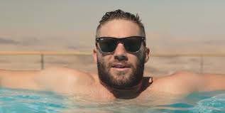 Jason Adams على X: "I've become semi-convinced that Jai Courtney & Julian  Edelman are one and the same http://t.co/qBqz8meoyZ http://t.co/KNVinp4Mce" 