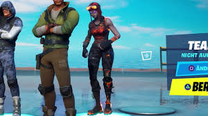 Renegade raider is a rare outfit in fortnite: Encrypted Blaze Skin With Firestarter Back Bling Moltern Renegade Raider Youtube