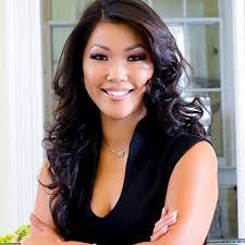 Amanda Emrick's Instagram, Twitter & Facebook