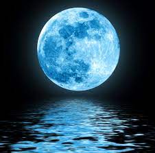 Check spelling or type a new query. Luna Blu Spettacolo In Cielo Dopo Le Perseidi Potremo Ammirare La Luna Piena Del Grano Greenme